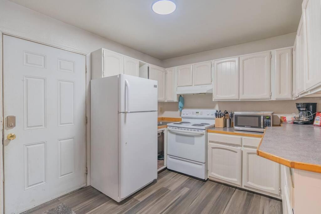 Hospital Heights Hideaway Apartment Fairbanks Exterior photo